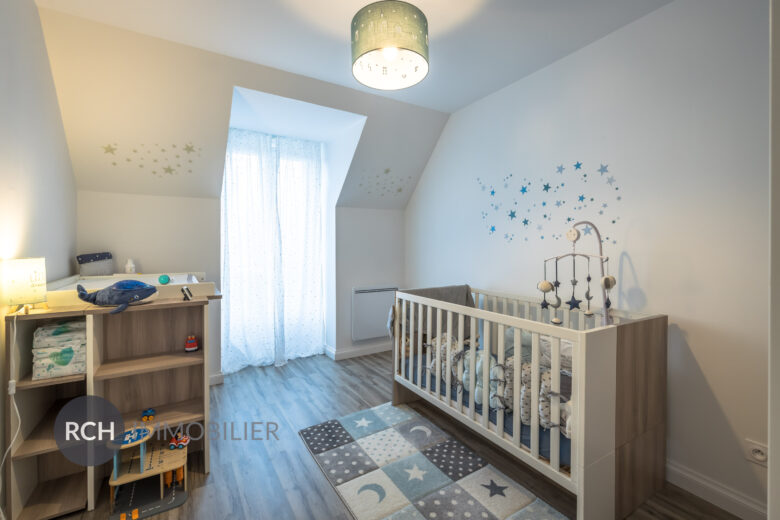 Photos du bien : Gambais – Maison familiale en coeur de village avec écoles et commerces à pied