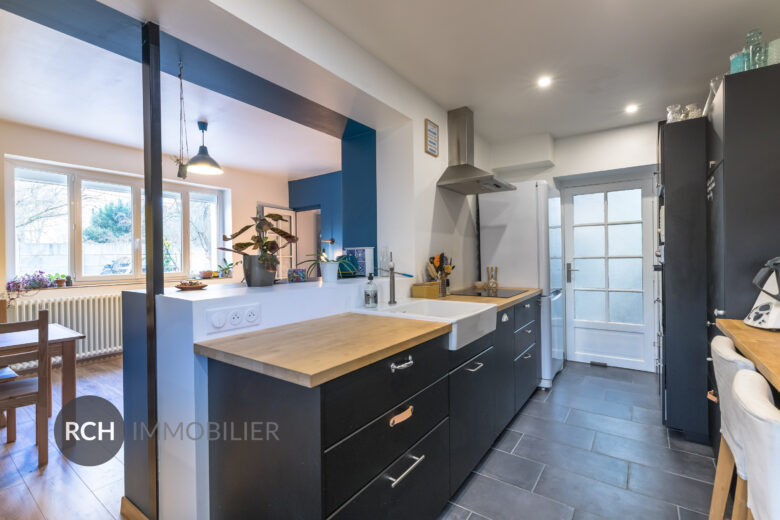 Photos du bien : Gambais Centre – Charmante maison avec dépendances