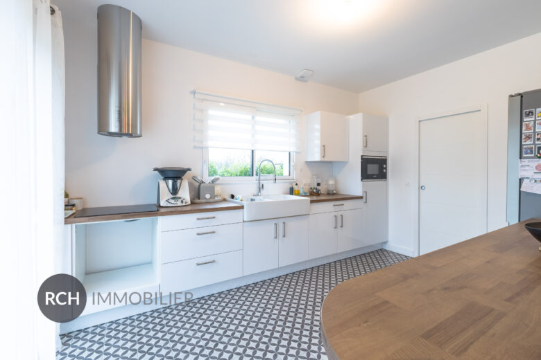Photos du bien : Exclusivité – Gambais – Belle maison plain-pied de 2021 dans un environnement calme