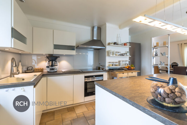 Photos du bien : Le Perray-en-Yvelines – Belle maison en parfait état avec tous commerces et écoles à pied