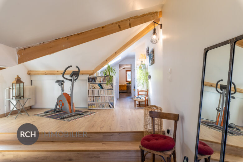 Photos du bien : Galluis – Charmante maison ancienne rénovée