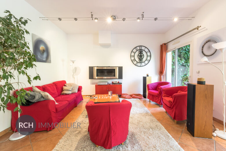 Photos du bien : Jouars-Pontchartrain – Maison contemporaine familiale en parfait état