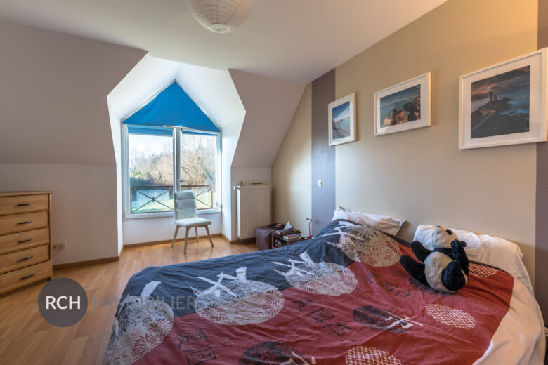 Photos du bien : Jouars-Pontchartrain – Maison contemporaine familiale en parfait état