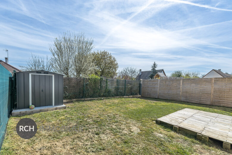 Photos du bien : Condé-sur-Vesgre – Maison récente avec garage à pied de tous commerces et écoles