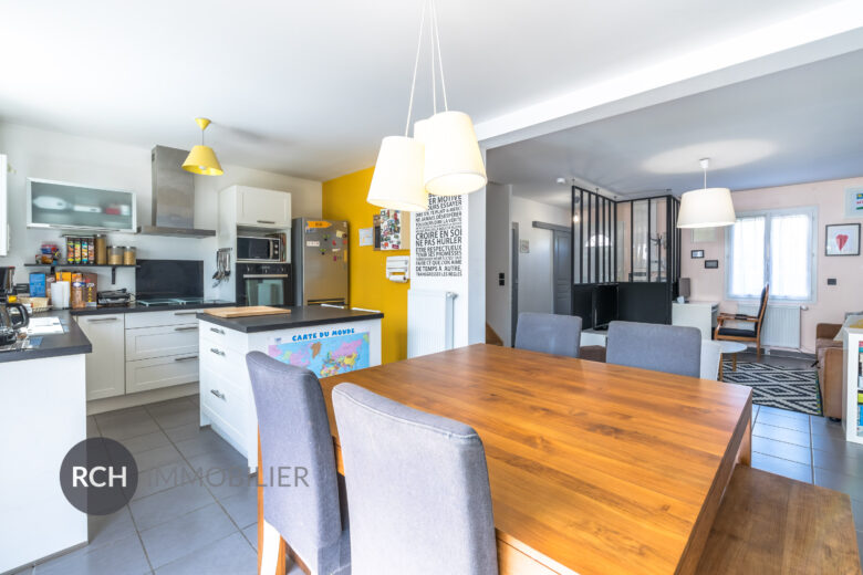 Photos du bien : Maulette – Maison de 2014 à deux pas de Houdan
