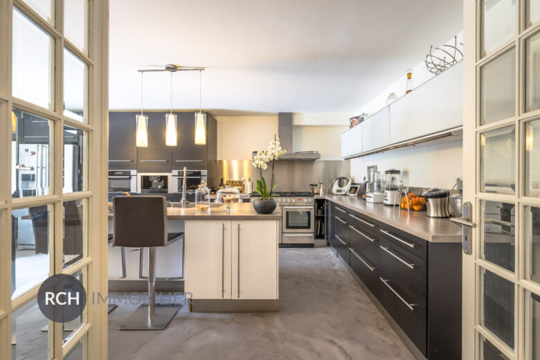 Photos du bien : Montfort-l’Amaury – Belle et grande maison traditionnelle entièrement rénovée