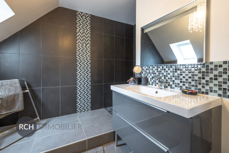 Photos du bien : Montfort-l’Amaury – Belle et grande maison traditionnelle entièrement rénovée