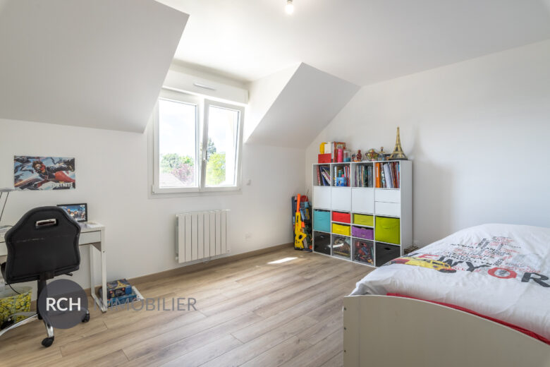 Photos du bien : Bourdonné – Maison entièrement rénovée avec vue dégagée