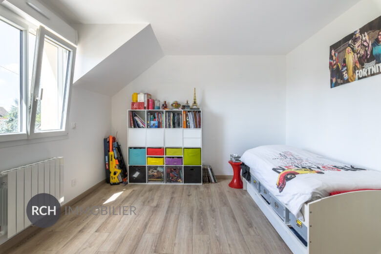 Photos du bien : Bourdonné – Maison entièrement rénovée avec vue dégagée