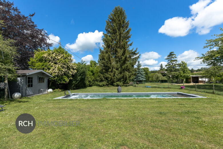Photos du bien : Gambais – Magnifique maison ancienne avec piscine chauffée