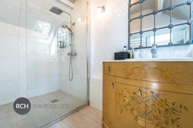 Photos du bien : Gambais – Magnifique maison ancienne avec piscine chauffée