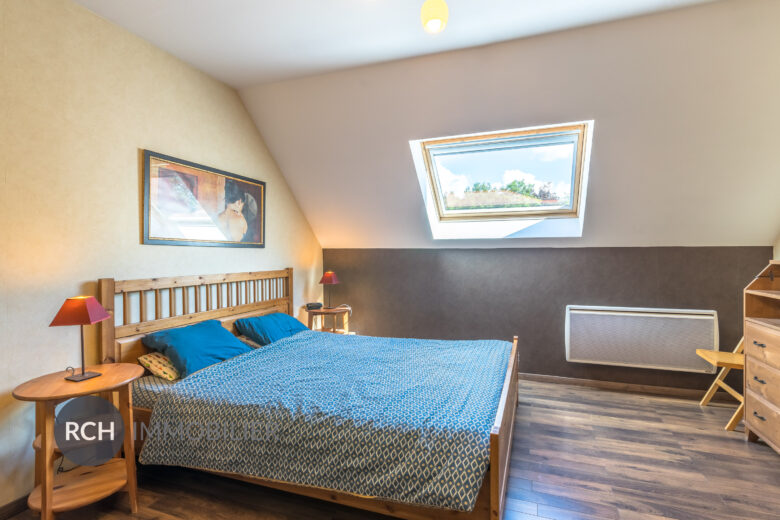 Photos du bien : Exclusivité – Vicq – Maison familiale en parfait état avec vue dégagée
