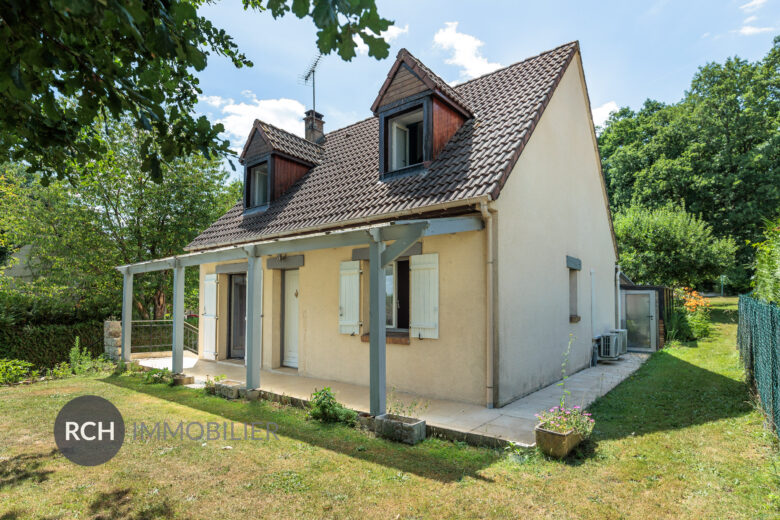 Photos du bien : Condé-sur-Vesgre – Jolie maison avec véranda au calme