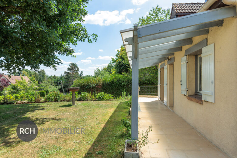 Photos du bien : Condé-sur-Vesgre – Jolie maison avec véranda au calme