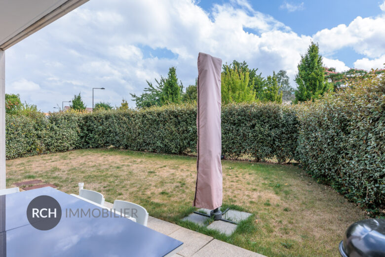 Photos du bien : Elancourt – Appartement 4 pièces avec terrasse et jardin privatif dans une résidence récente