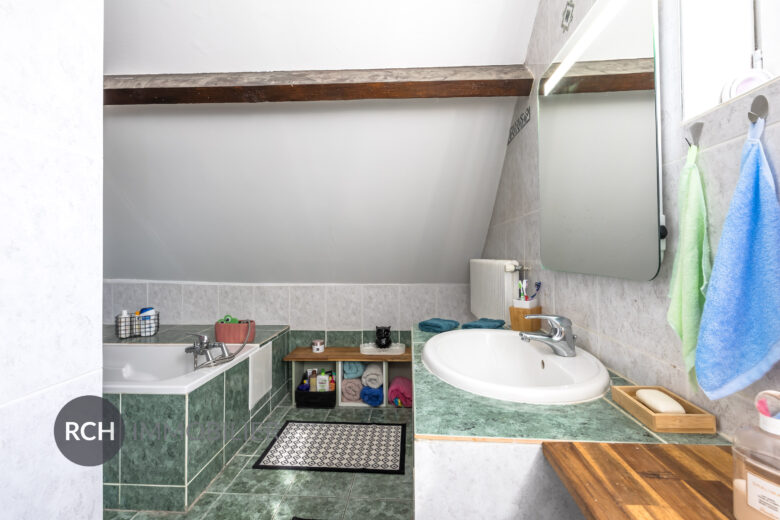 Photos du bien : Gambais – Charmante maison familiale avec piscine chauffée