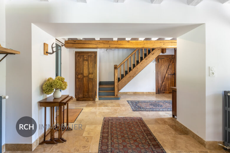 Photos du bien : Grosrouvre – Propriété ancienne avec maison d’amis entièrement rénovée avec goût