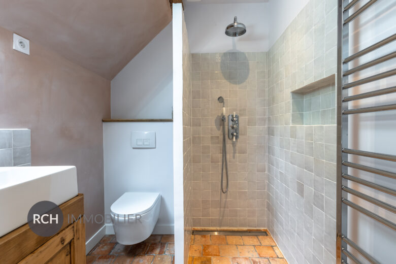 Photos du bien : Grosrouvre – Propriété ancienne avec maison d’amis entièrement rénovée avec goût