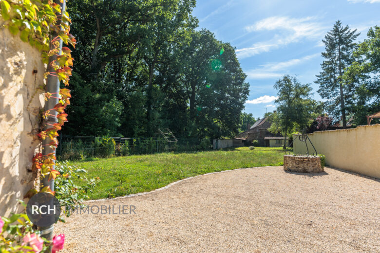 Photos du bien : Grosrouvre – Propriété ancienne avec maison d’amis entièrement rénovée avec goût
