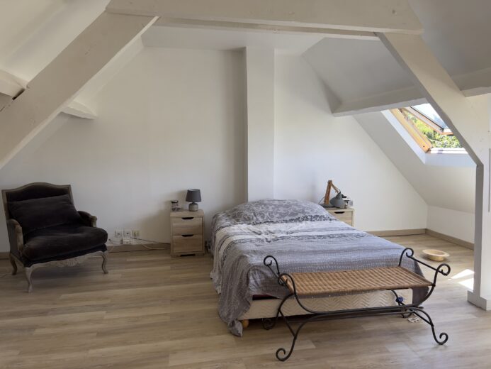 Photos du bien : Richebourg – Maison traditionnelle familiale à deux pas de tous commerces