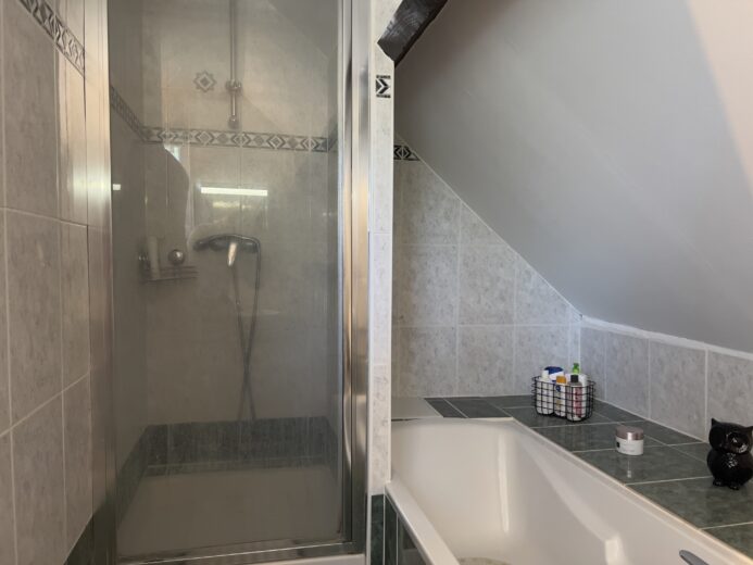 Photos du bien : Exclusivité – Gambais – Charmante maison familiale avec piscine chauffée