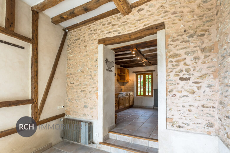 Photos du bien : La Queue lez Yvelines – Maison ancienne avec vue dégagée
