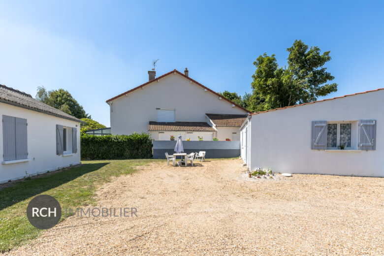 Photos du bien : Maulette – Ensemble immobilier idéal pour investissement locatif
