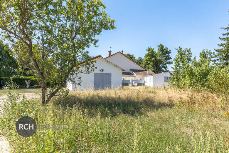 Photos du bien : Maulette – Ensemble immobilier idéal pour investissement locatif