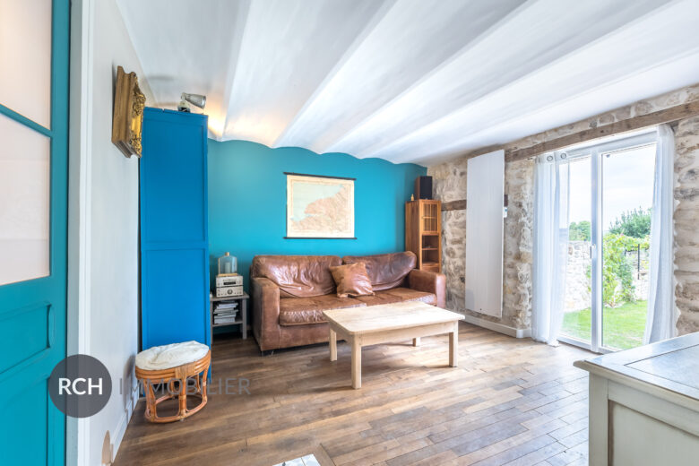Photos du bien : Beynes – Charmante maison ancienne rénovée