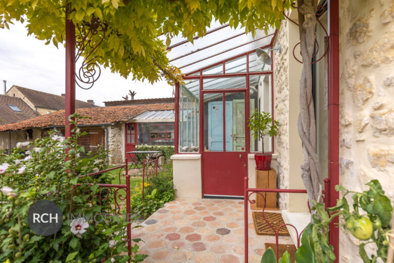 Photos du bien : Beynes – Charmante maison ancienne rénovée