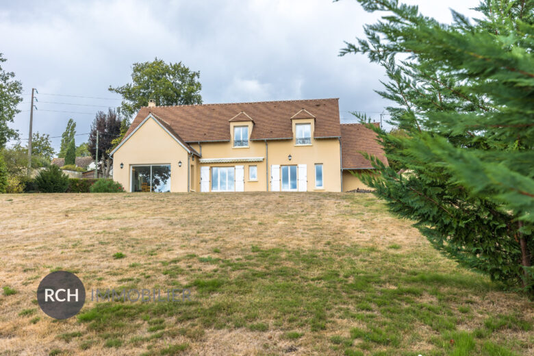 Photos du bien : Gambais – Maison familiale lumineuse avec vue sur la vallée