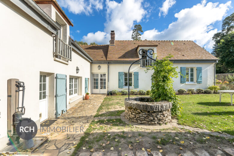 Photos du bien : Gambais – Charmante maison ancienne restaurée
