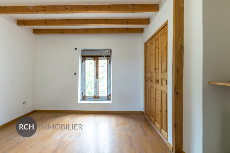 Photos du bien : Jouars-Pontchartrain – Charmante maison ancienne familiale