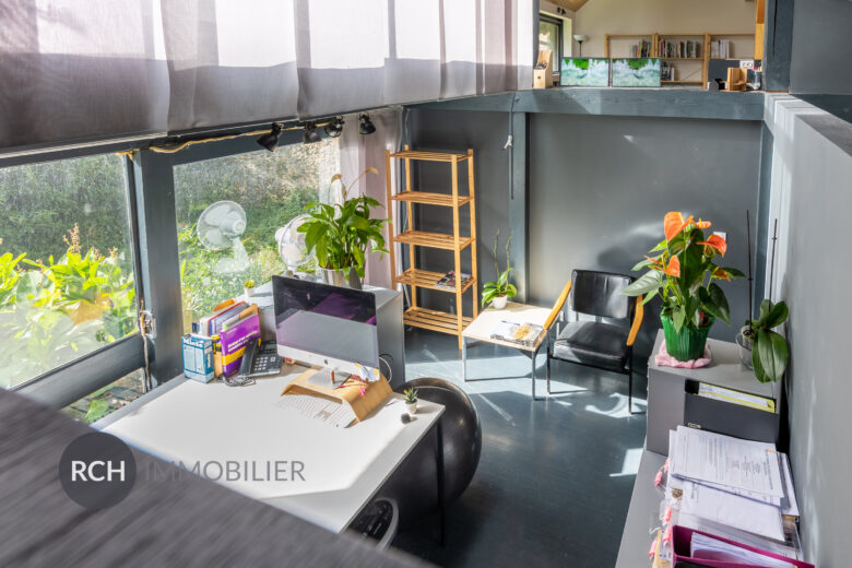 Photos du bien : Montfort l’Amaury – Loft avec jardin au coeur du centre historique