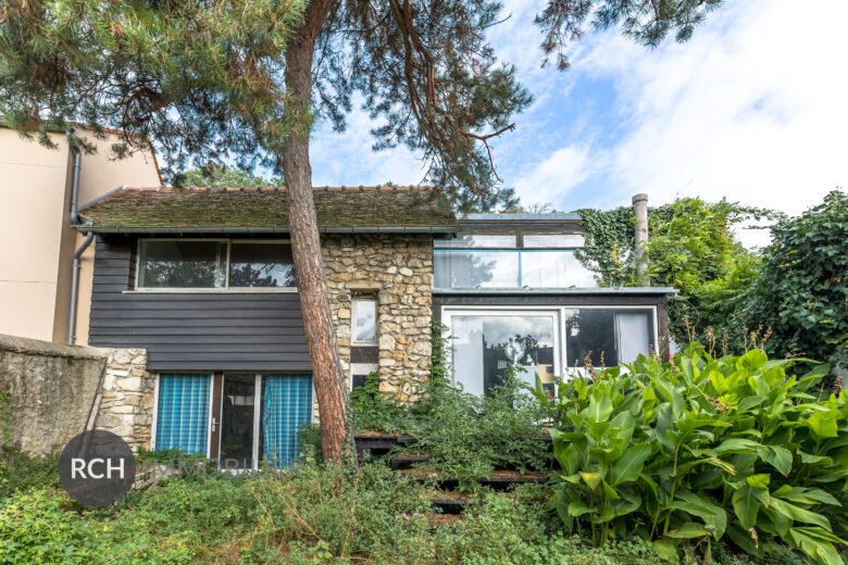 Photos du bien : Montfort l’Amaury – Loft avec jardin au coeur du centre historique