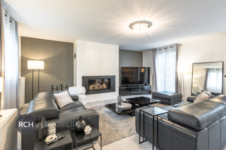 Photos du bien : Neauphle-le-Vieux – Belle maison contemporaine et familiale