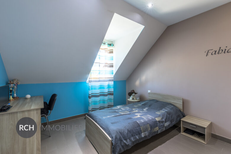 Photos du bien : Auteuil-le-Roi – Maison moderne avec école à pied