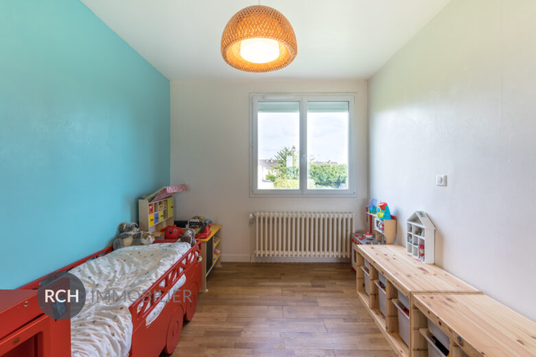 Photos du bien : Exclusivité – Gambais – Maison familiale entièrement rénovée proche écoles et commerces