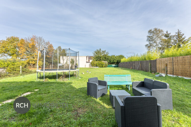 Photos du bien : Exclusivité – Gambais – Maison familiale entièrement rénovée proche écoles et commerces