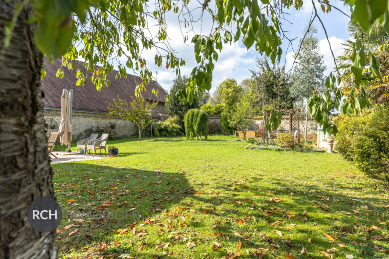 Photos du bien : Méré – Maison familiale avec appartement indépendant