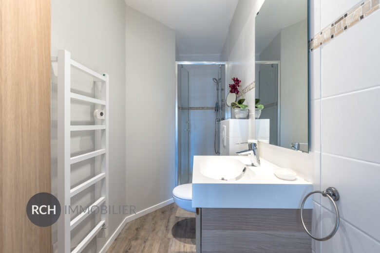 Photos du bien : Méré – Maison familiale avec appartement indépendant