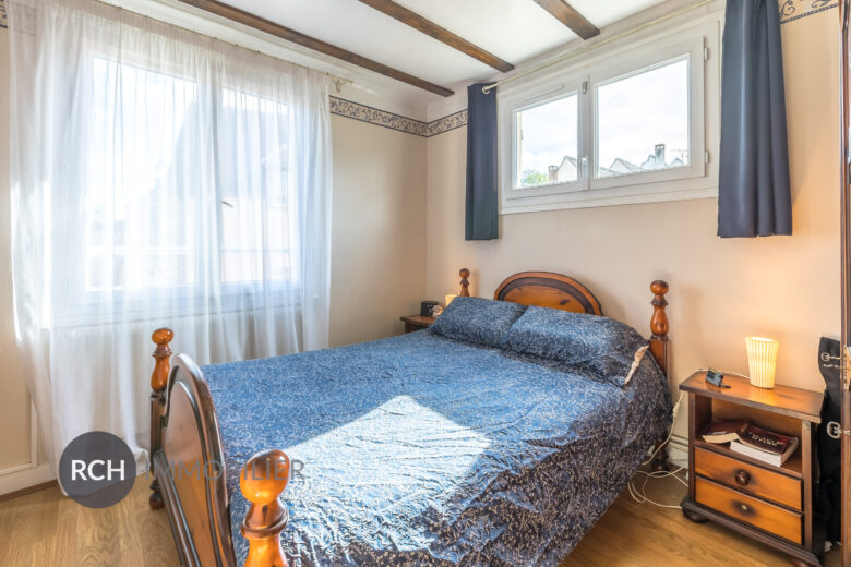 Photos du bien : Méré – Maison familiale avec appartement indépendant