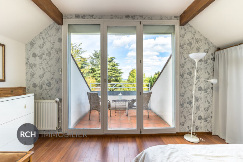 Photos du bien : Méré – Maison familiale avec appartement indépendant