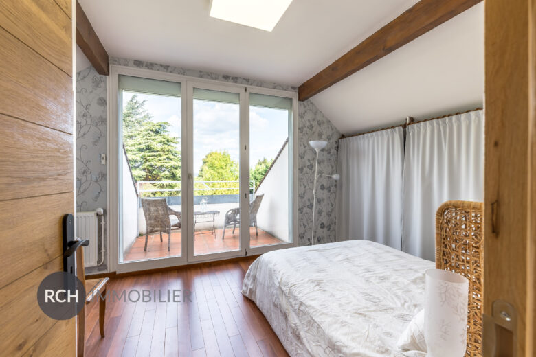 Photos du bien : Méré – Maison familiale avec appartement indépendant