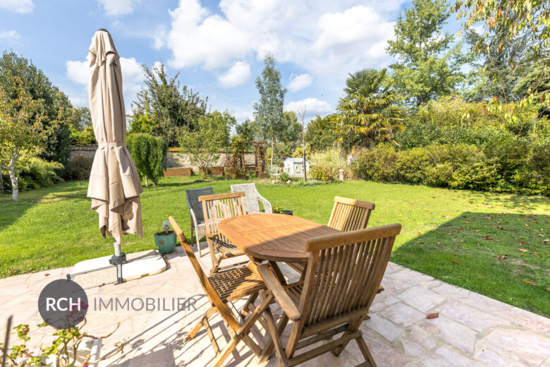Photos du bien : Méré – Maison familiale avec appartement indépendant