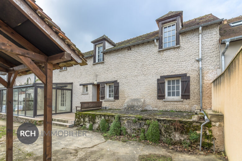 Photos du bien : Exclusivité – Gambais – Maison ancienne avec dépendance