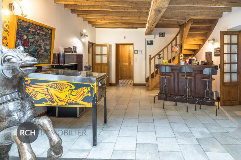 Photos du bien : Exclusivité – Saint-Léger-en-Yvelines – Charmante Propriété au coeur du village avec commerces à pied