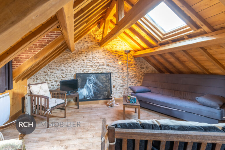Photos du bien : Exclusivité – Saint-Léger-en-Yvelines – Charmante Propriété au coeur du village avec commerces à pied