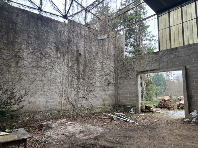 Photos du bien : Beynes – Maison à réhabiliter avec beau potentiel