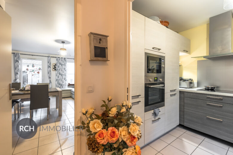 Photos du bien : Exclusivité – Neauphle-le-château – Maison de ville à proximité des commerces